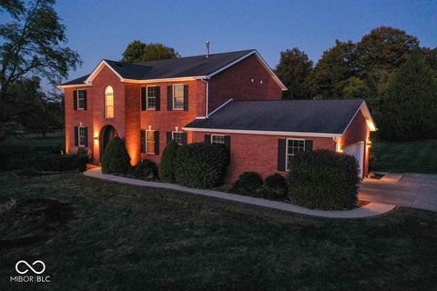 Photo of 8482 N Cherry Knoll Drive, Middletown, IN 47356 (MLS # 22055899)