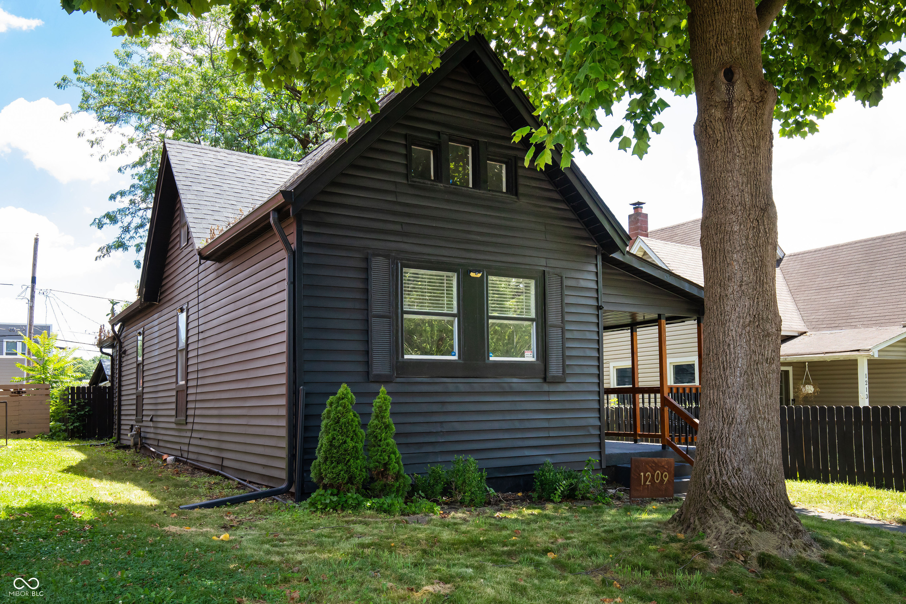 1209 S Randolph Street