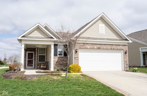 Photo of 16524 Cava Drive, Fishers, IN 46037 (MLS # 22090272)