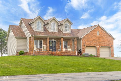 Photo of 7742 N 825 E, Hope, IN 47246 (MLS # 22092949)