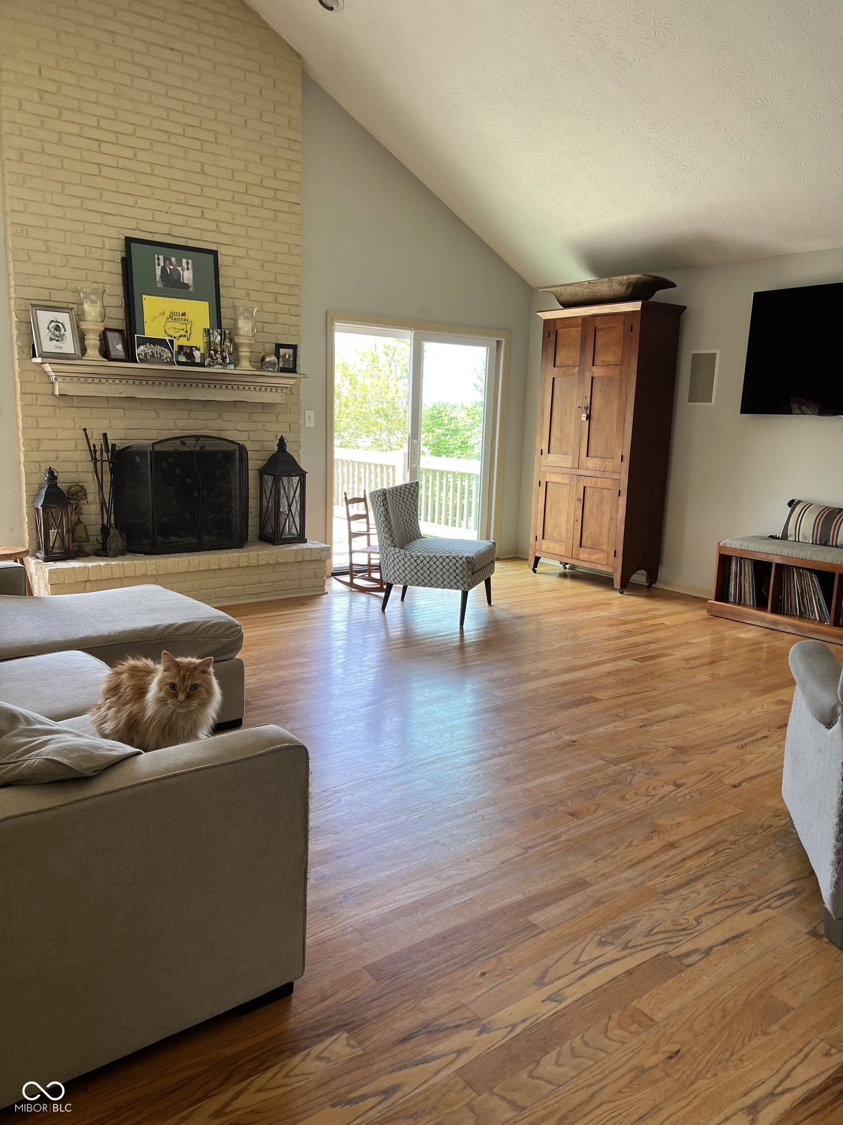 2407 Overlook Drive