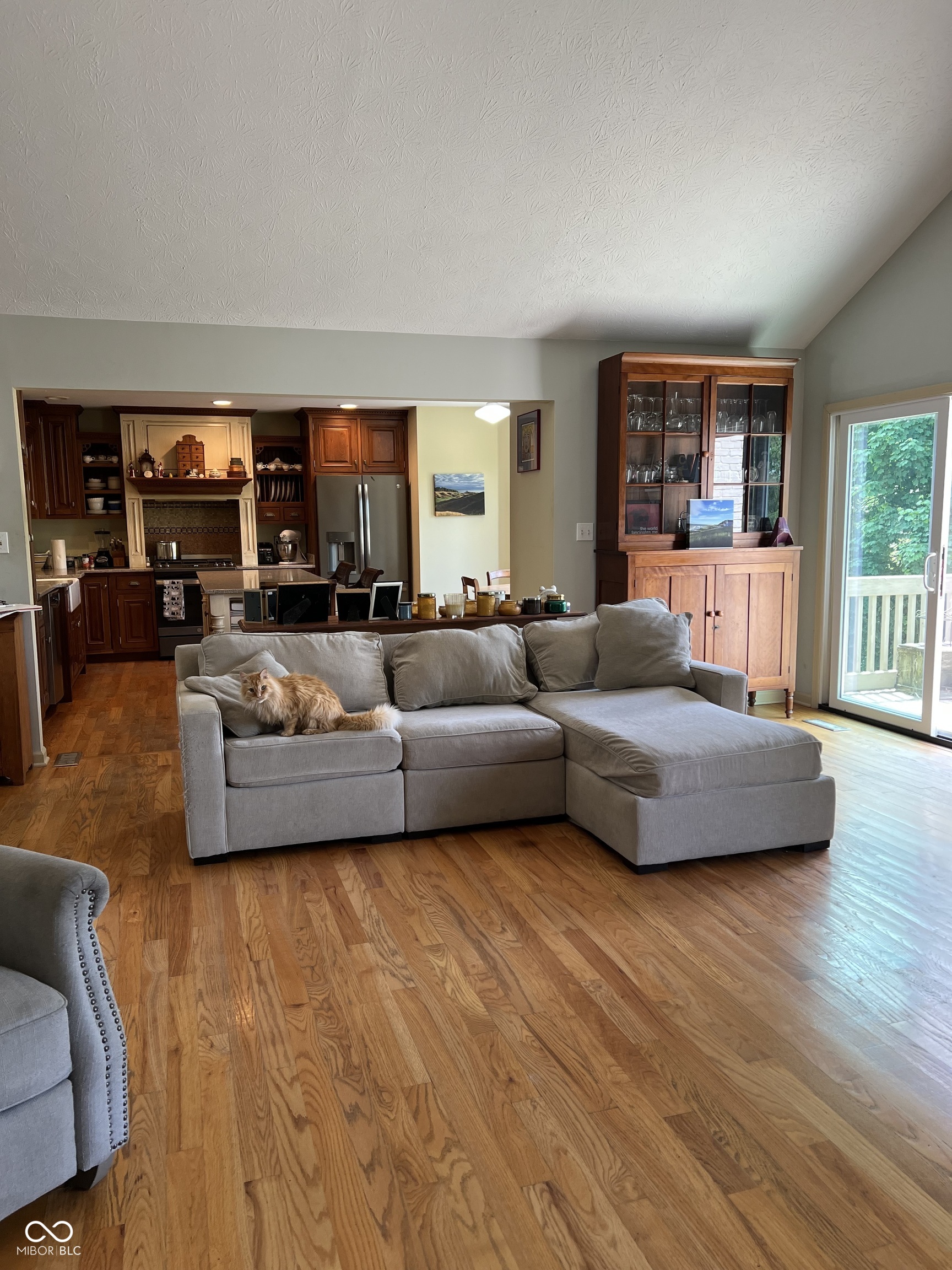 2407 Overlook Drive