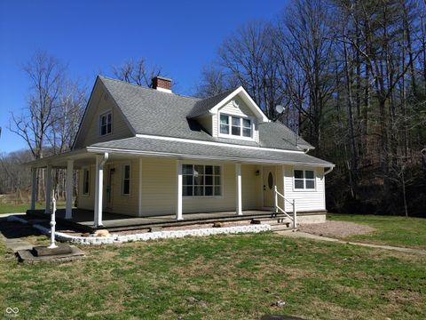 Photo of 4017 Helmsburg Road, Nashville, IN 47448 (MLS # 22070808)