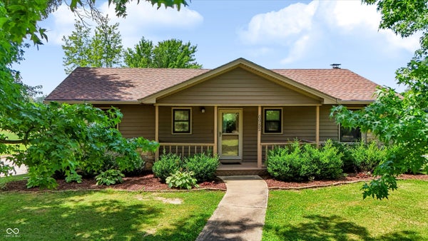 6982 S 125 W, TRAFALGAR, IN 46181 - Image 17eef69528297899d9b3fbd5dddabd57/696561984