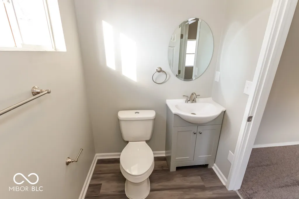 Indianapolis, Indiana 46201, United States, ,Residential,Pending,109528