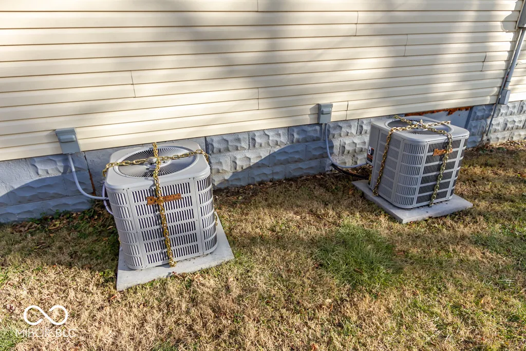 Indianapolis, Indiana 46201, United States, ,Residential,Pending,109528