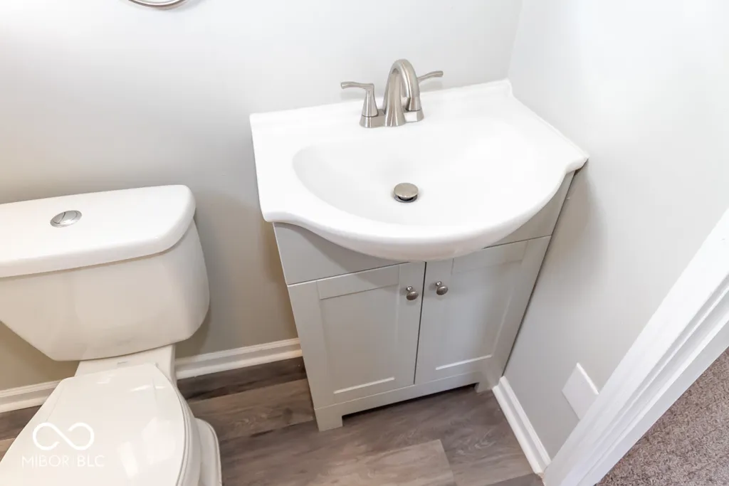 Indianapolis, Indiana 46201, United States, ,Residential,Pending,109528