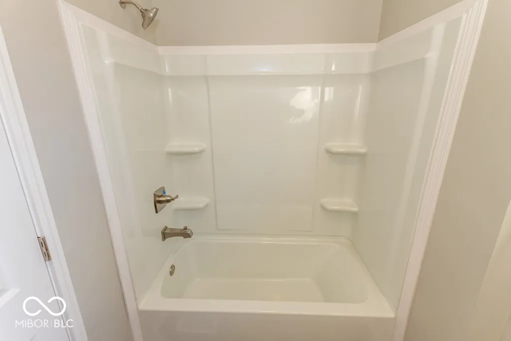 Indianapolis, Indiana 46201, United States, ,Residential,Pending,109528