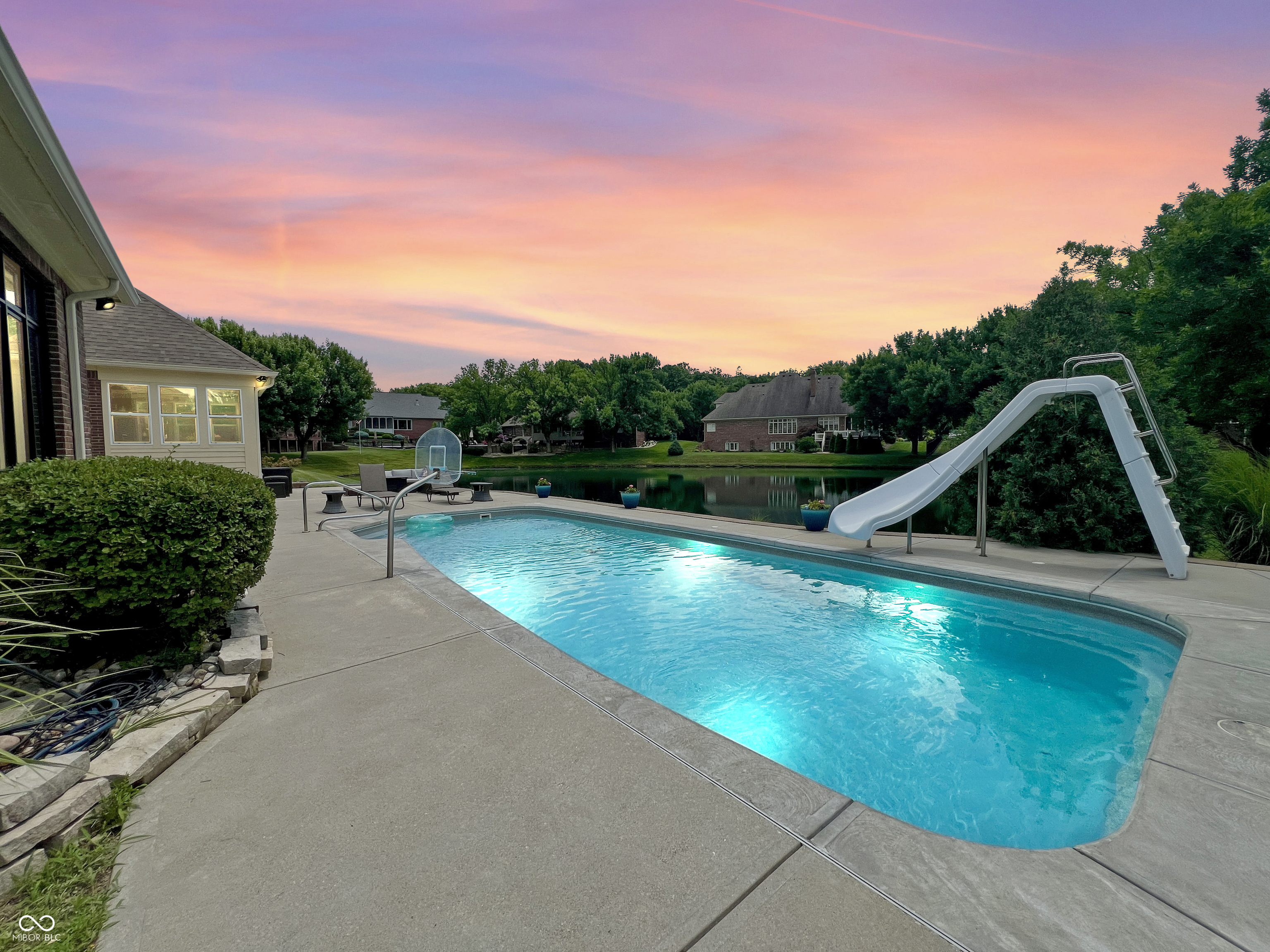 3893 Bent Tree Lane