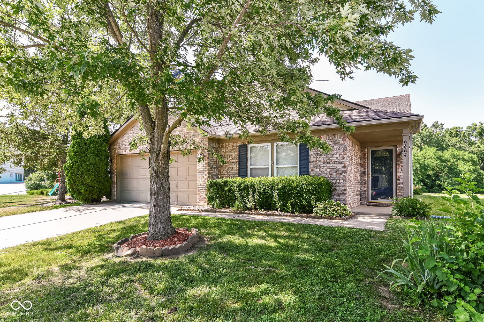 6864 Merritt Ridge Way