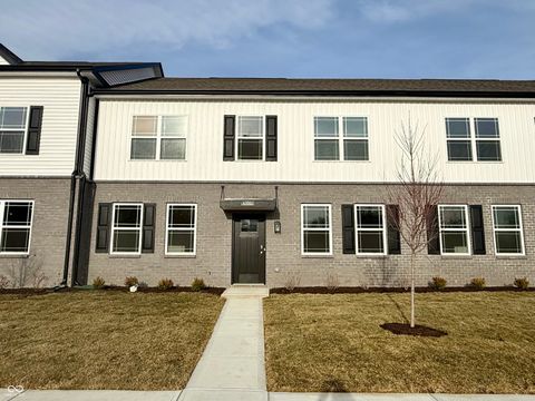 6104 Cascades Drive Whitestown IN 46075