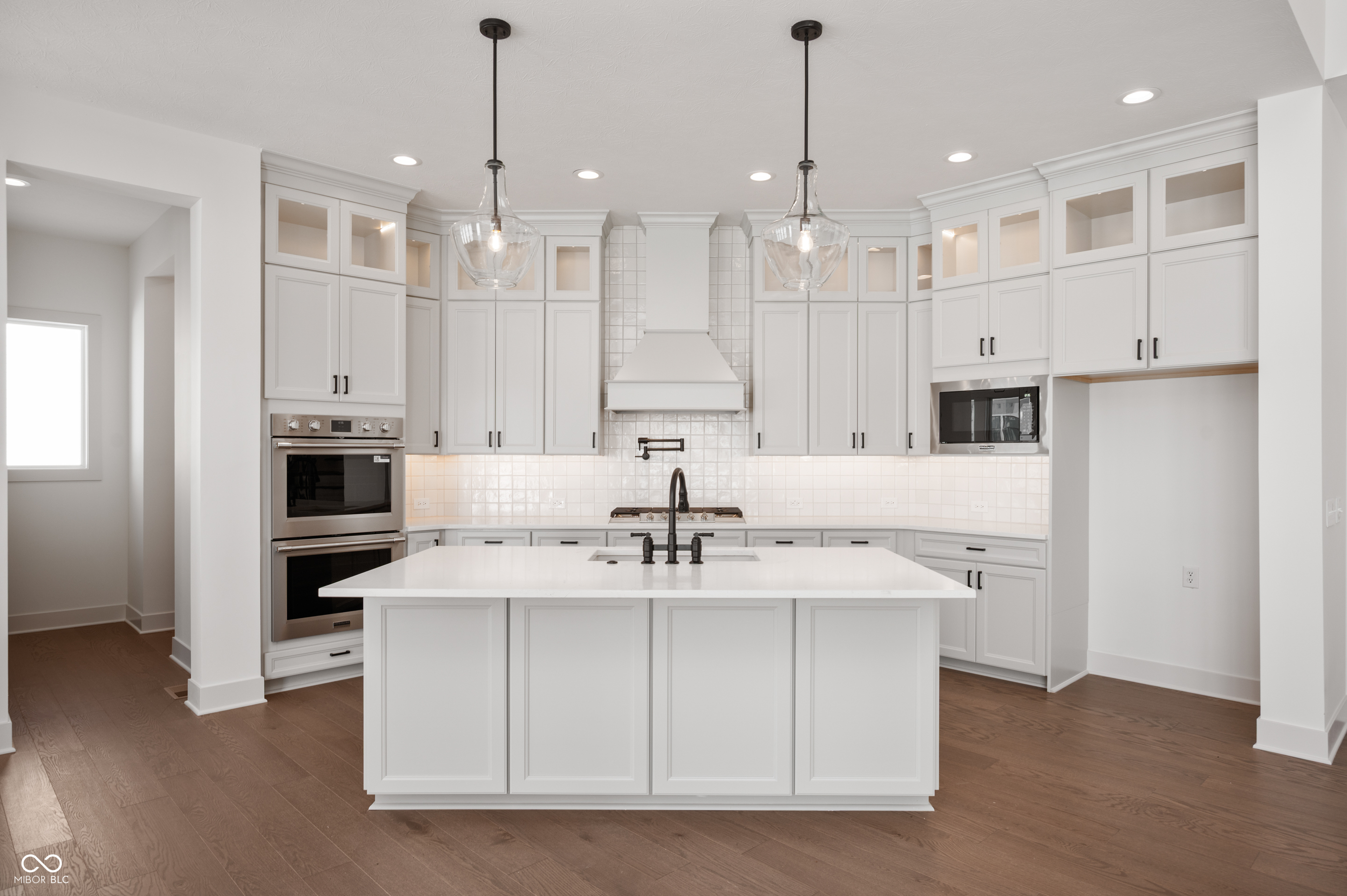 1439 Chatham Hills Boulevard