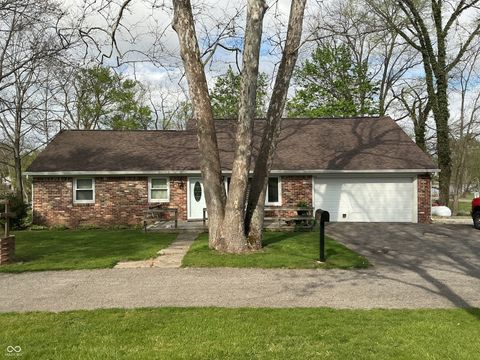 Photo of 21581 SR 37 N, Noblesville, IN 46060 (MLS # 22095032)