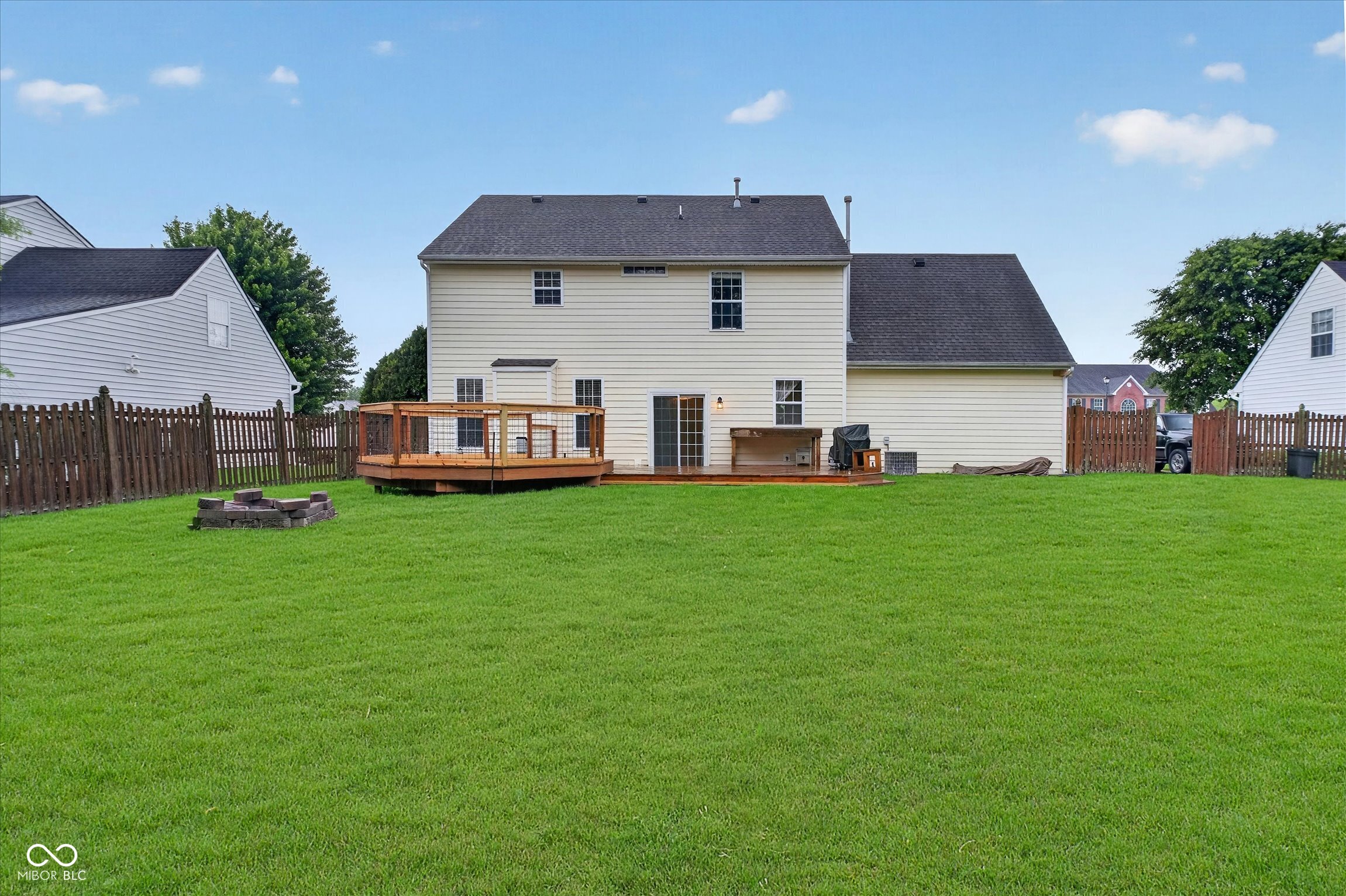 6844 Russet Drive
