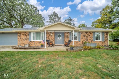 104 E Woodland Drive Pendleton IN 46064