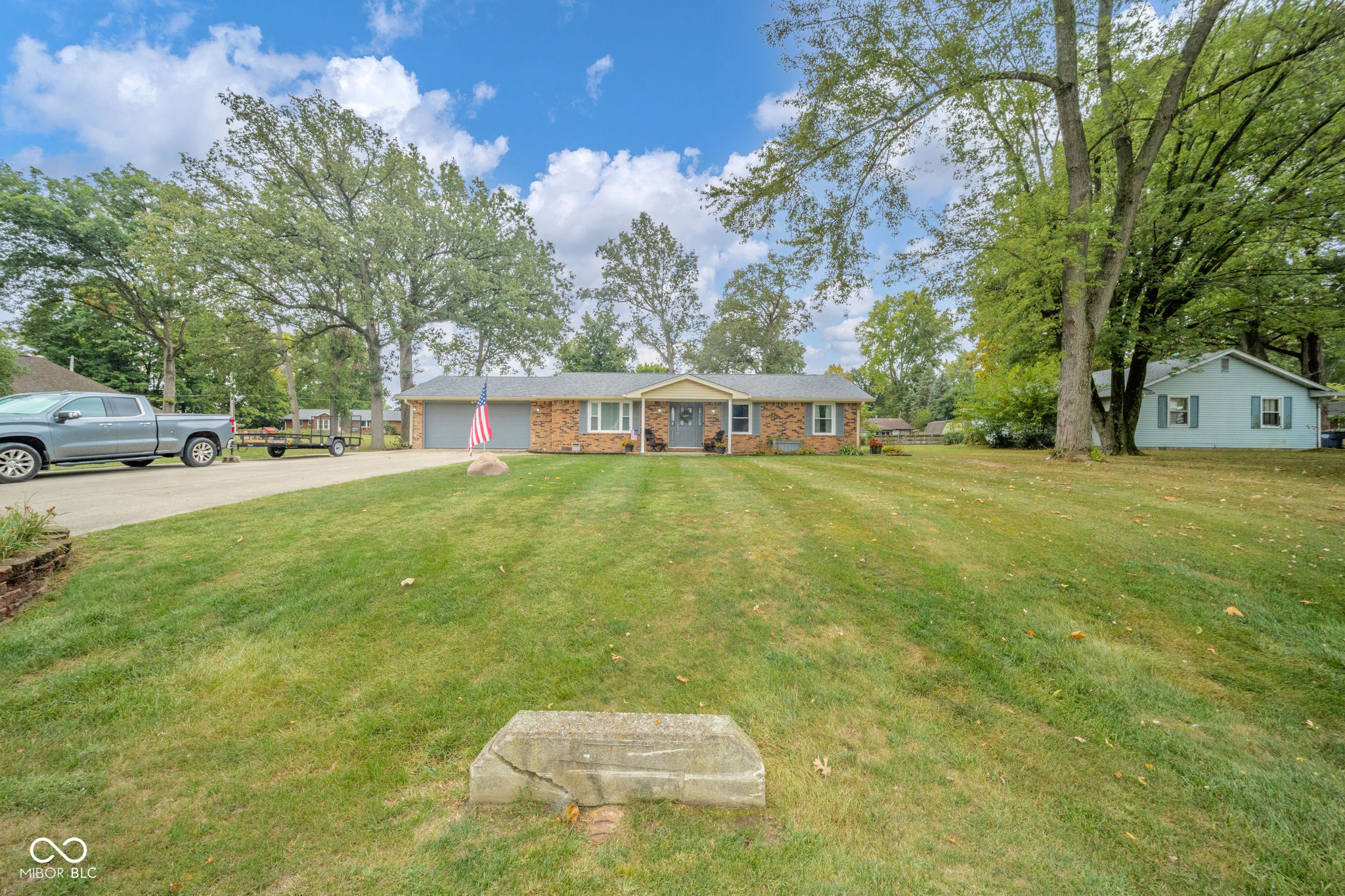 104 E Woodland Drive