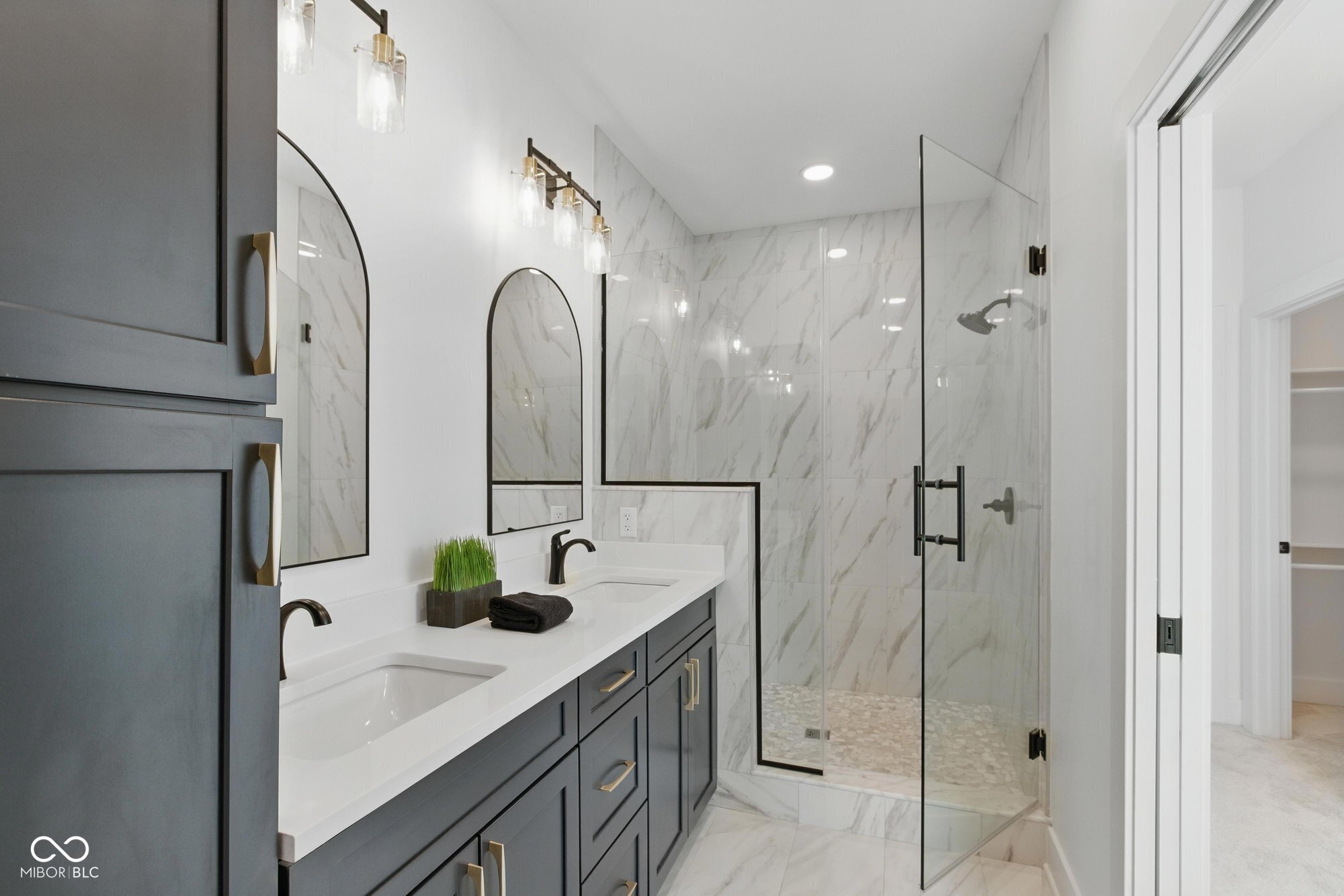 315 E Minnesota Street