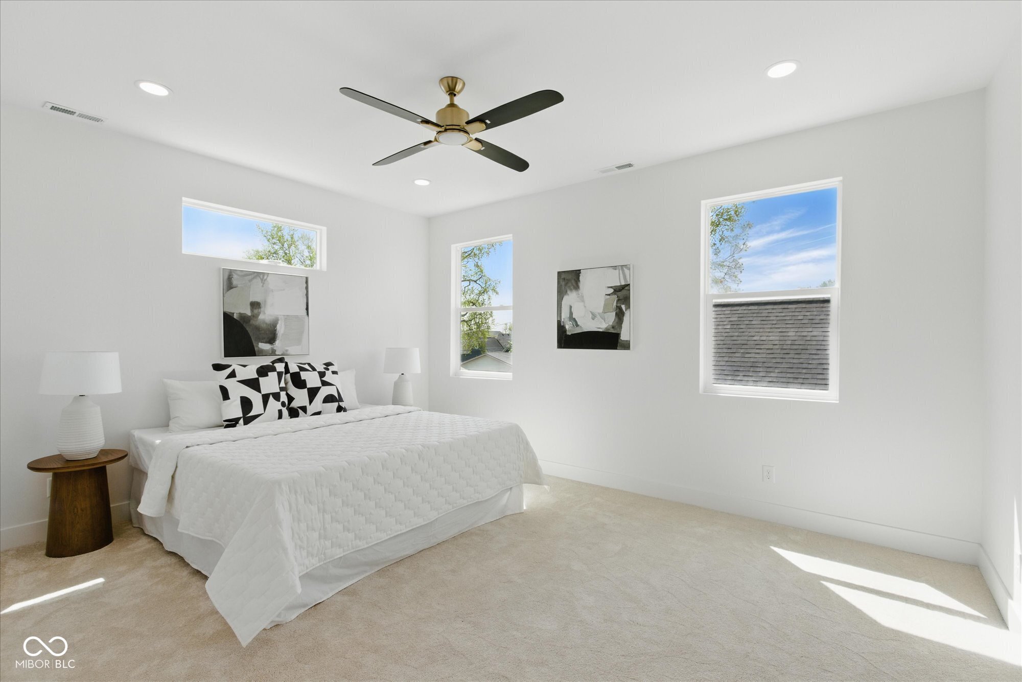 315 E Minnesota Street