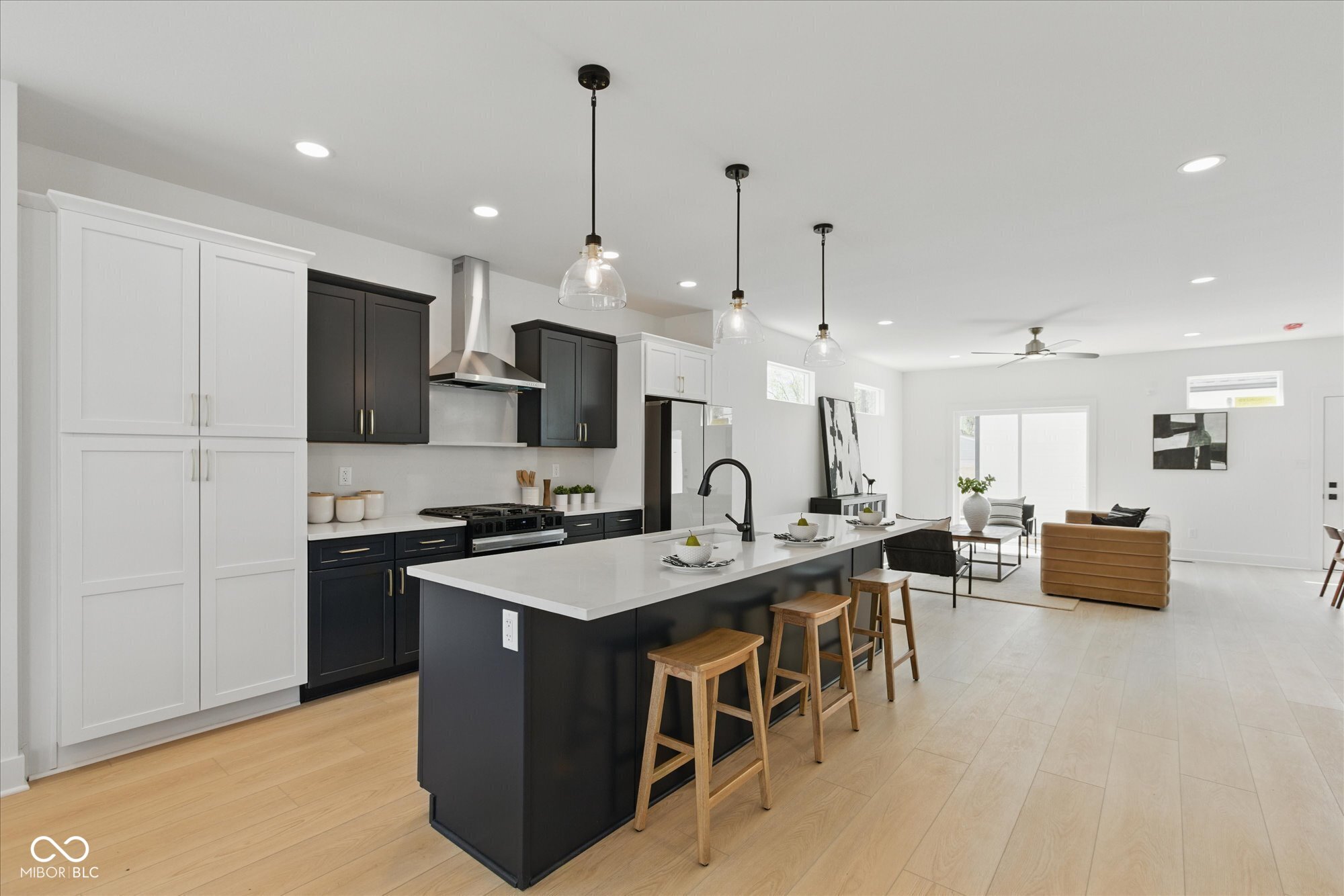 315 E Minnesota Street