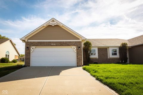 1325 Brookwood Circle Danville IN 46122