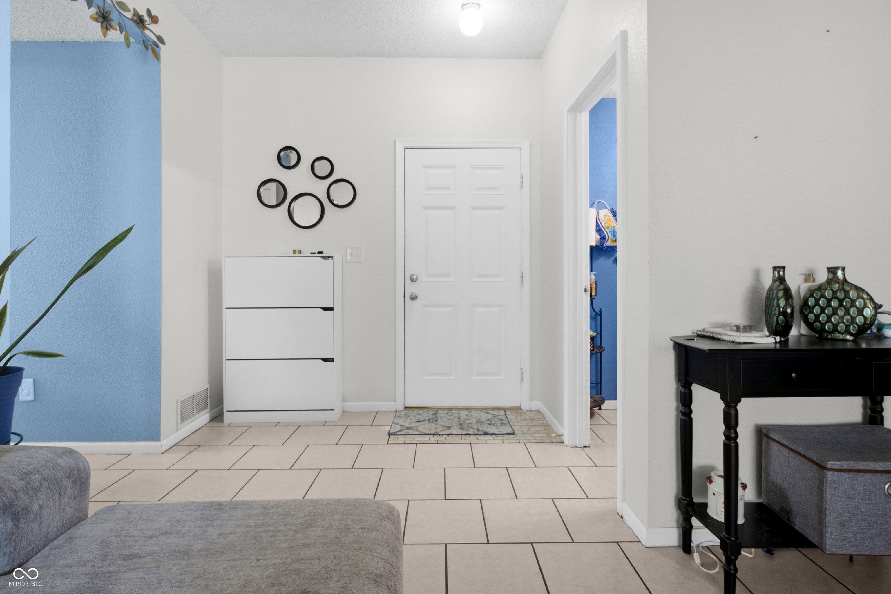 3087 Rolling Knoll Lane