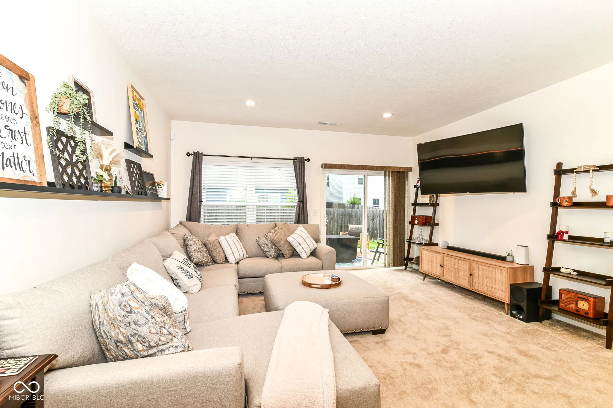 Indianapolis, Indiana 46221, United States, 3 Bedrooms Bedrooms, ,2 BathroomsBathrooms,Residential,Active,141232