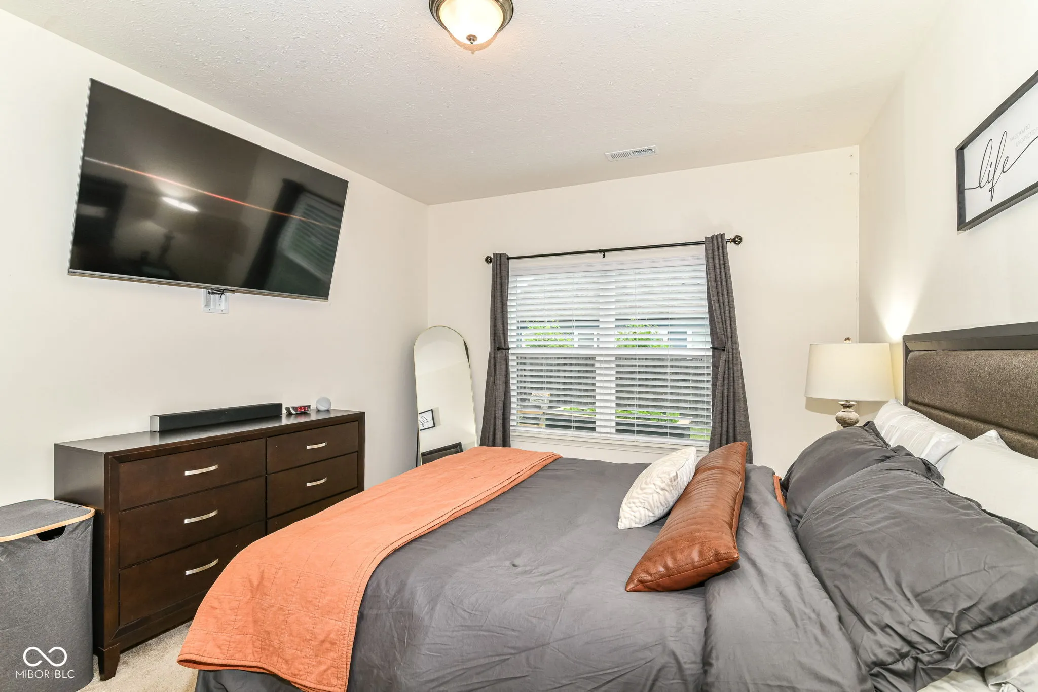 Indianapolis, Indiana 46221, United States, 3 Bedrooms Bedrooms, ,2 BathroomsBathrooms,Residential,Active,141232