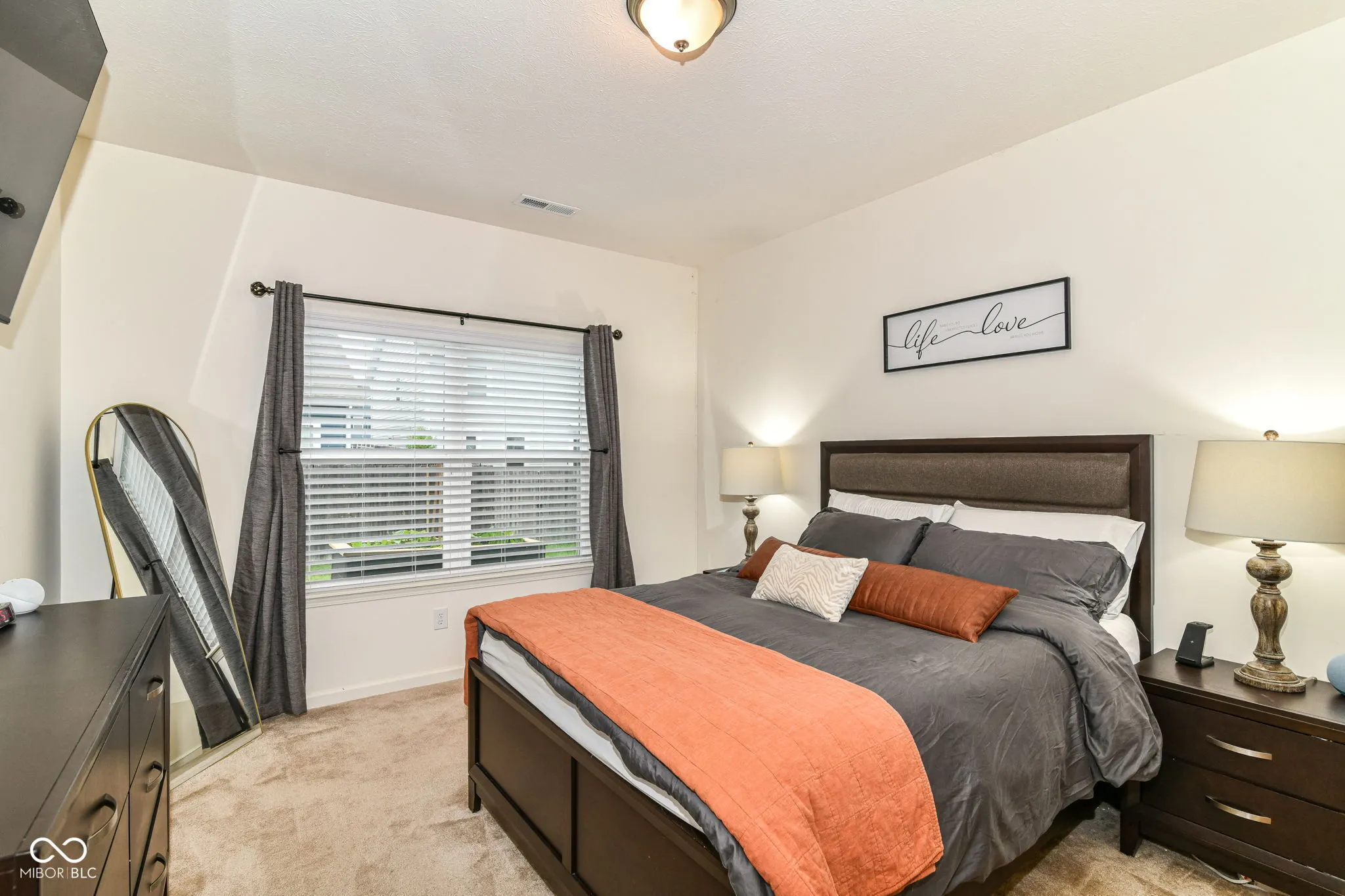 Indianapolis, Indiana 46221, United States, 3 Bedrooms Bedrooms, ,2 BathroomsBathrooms,Residential,Active,141232