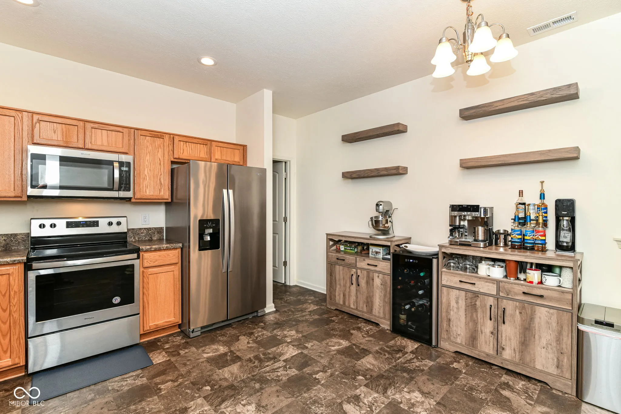 Indianapolis, Indiana 46221, United States, 3 Bedrooms Bedrooms, ,2 BathroomsBathrooms,Residential,Active,141232