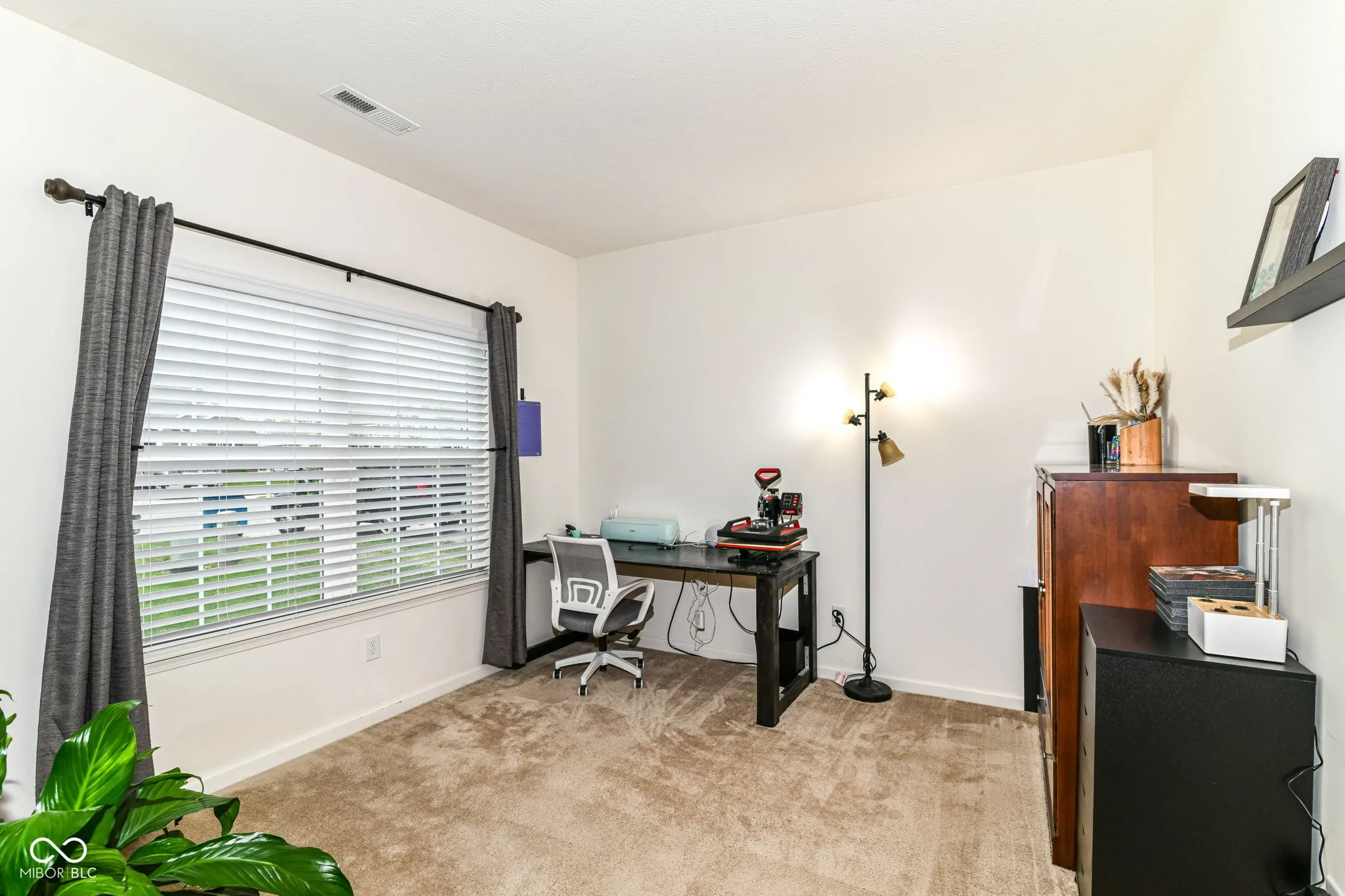 Indianapolis, Indiana 46221, United States, 3 Bedrooms Bedrooms, ,2 BathroomsBathrooms,Residential,Active,141232