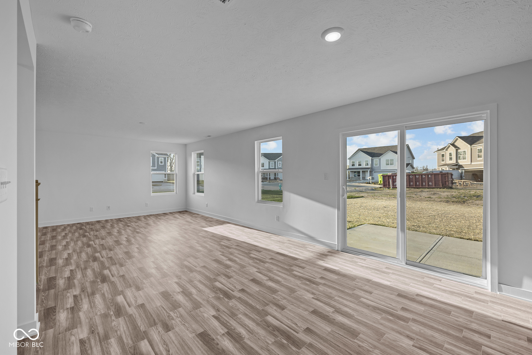 7417 Waylon Way