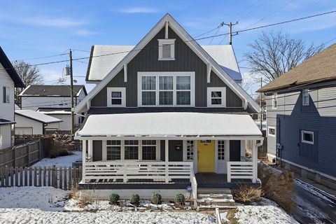 Photo of 1122 Reid Place, Indianapolis, IN 46203 (MLS # 22076079)