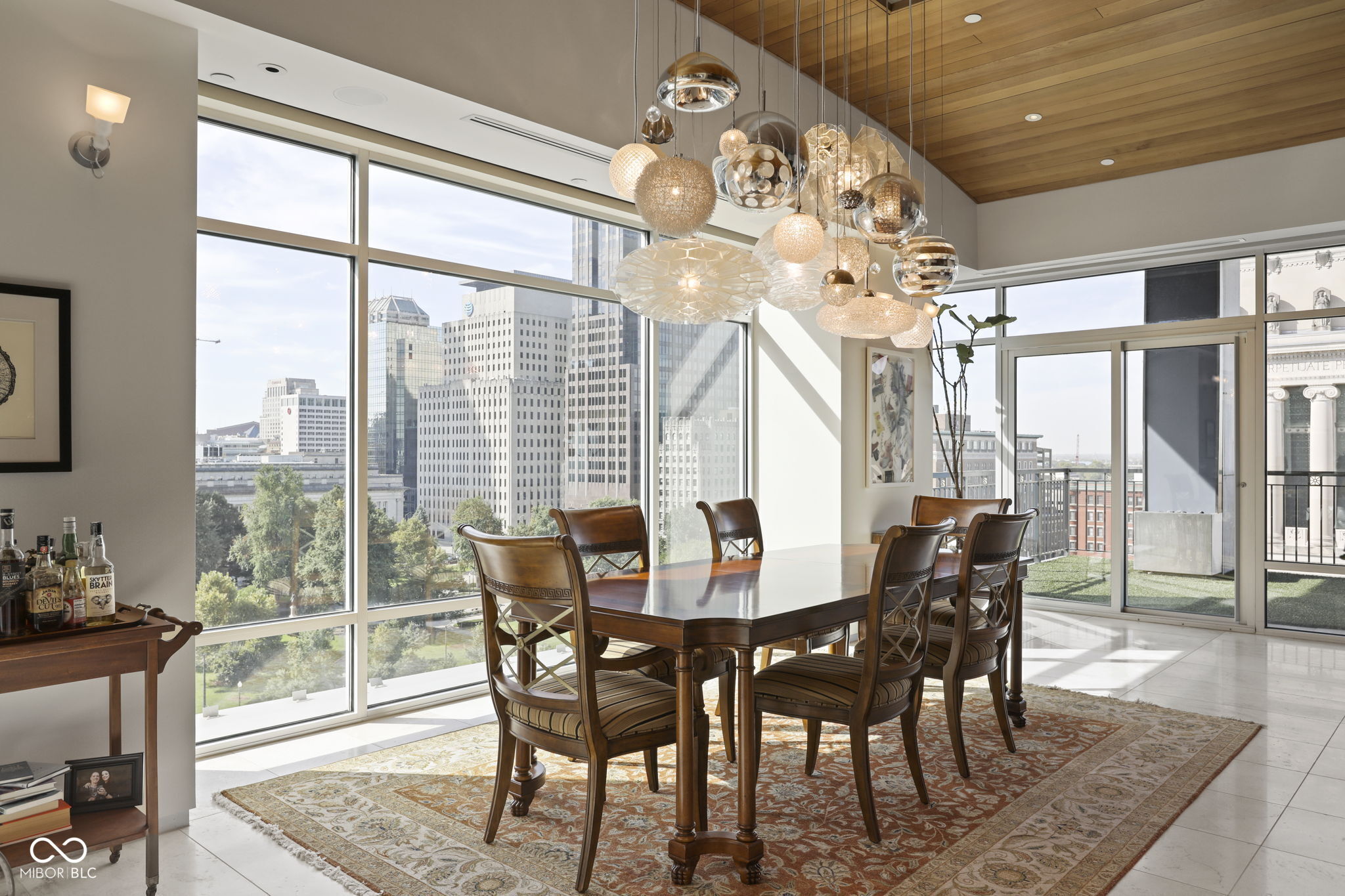 429 N Pennsylvania Street 904