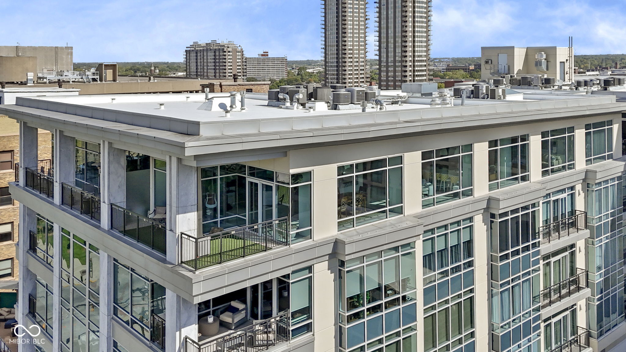 429 N Pennsylvania Street 904