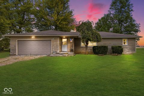 2840 S 200 W Shelbyville IN 46176