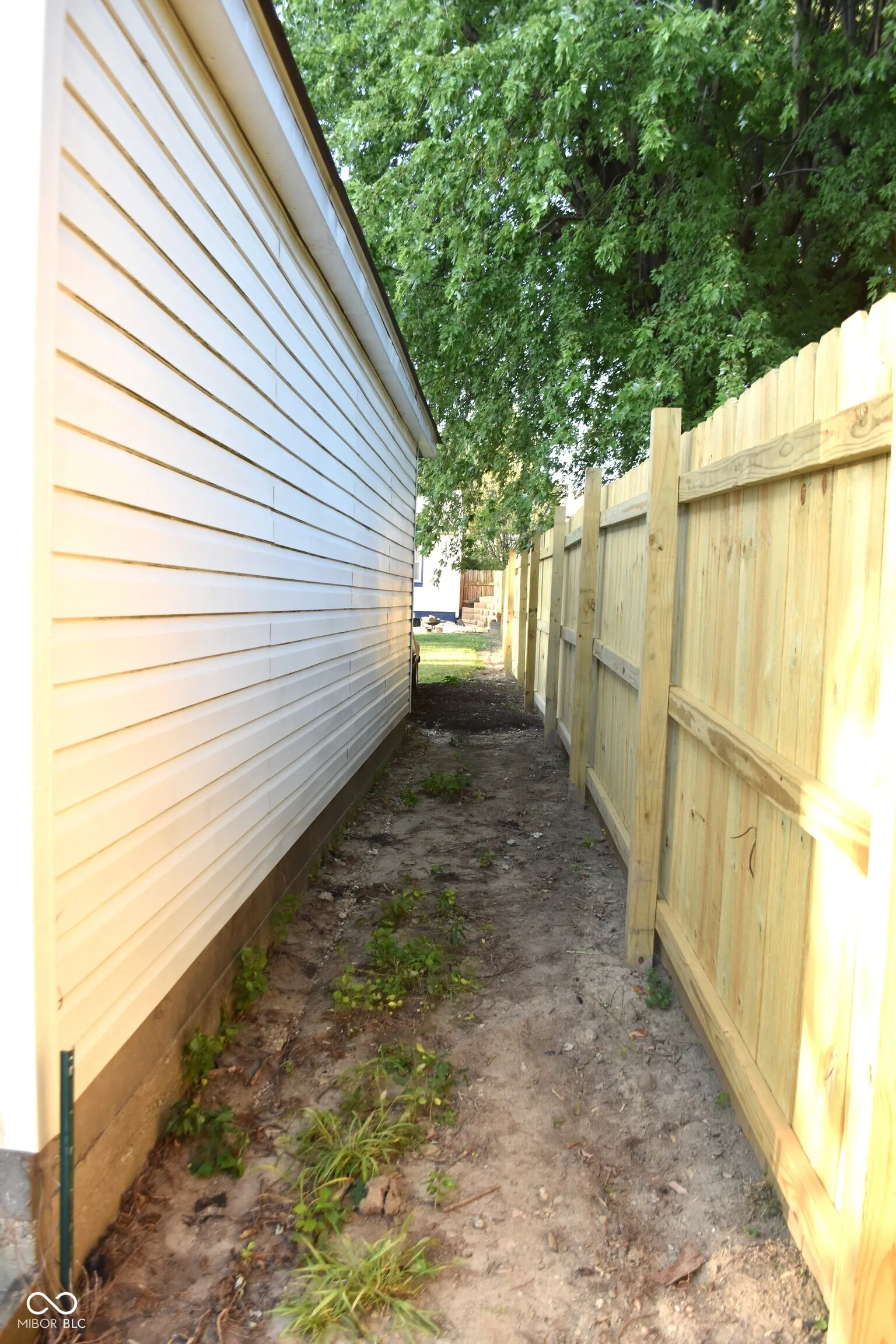 Beech Grove, Indiana 46107, United States, 2 Bedrooms Bedrooms, ,1 BathroomBathrooms,Residential,Pending,46170