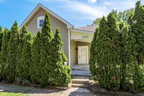 Photo of 1033 S Randolph Street, Indianapolis, IN 46203 (MLS # 22100866)