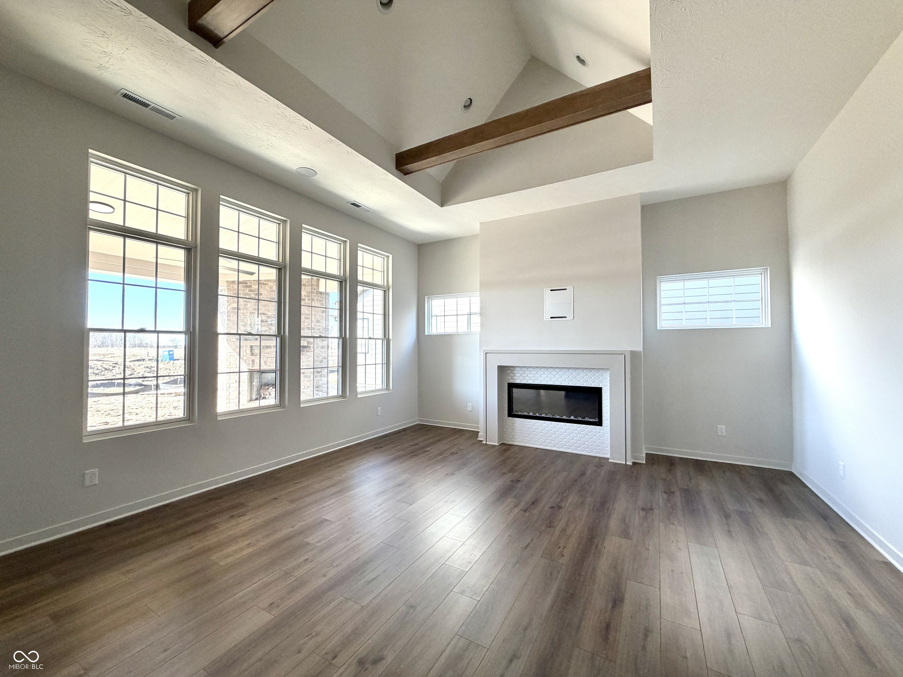 1451 Crosstie Circle