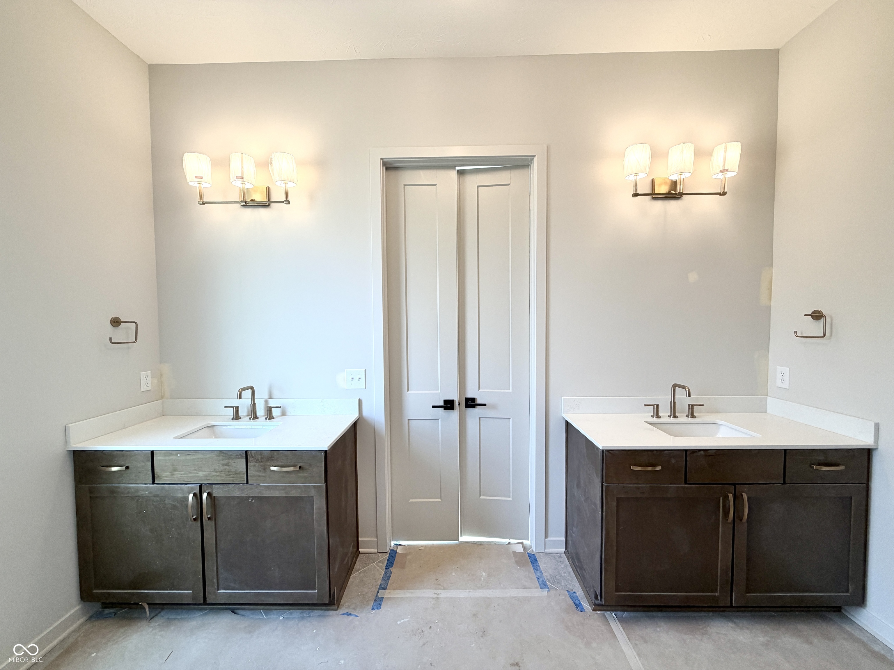 1451 Crosstie Circle