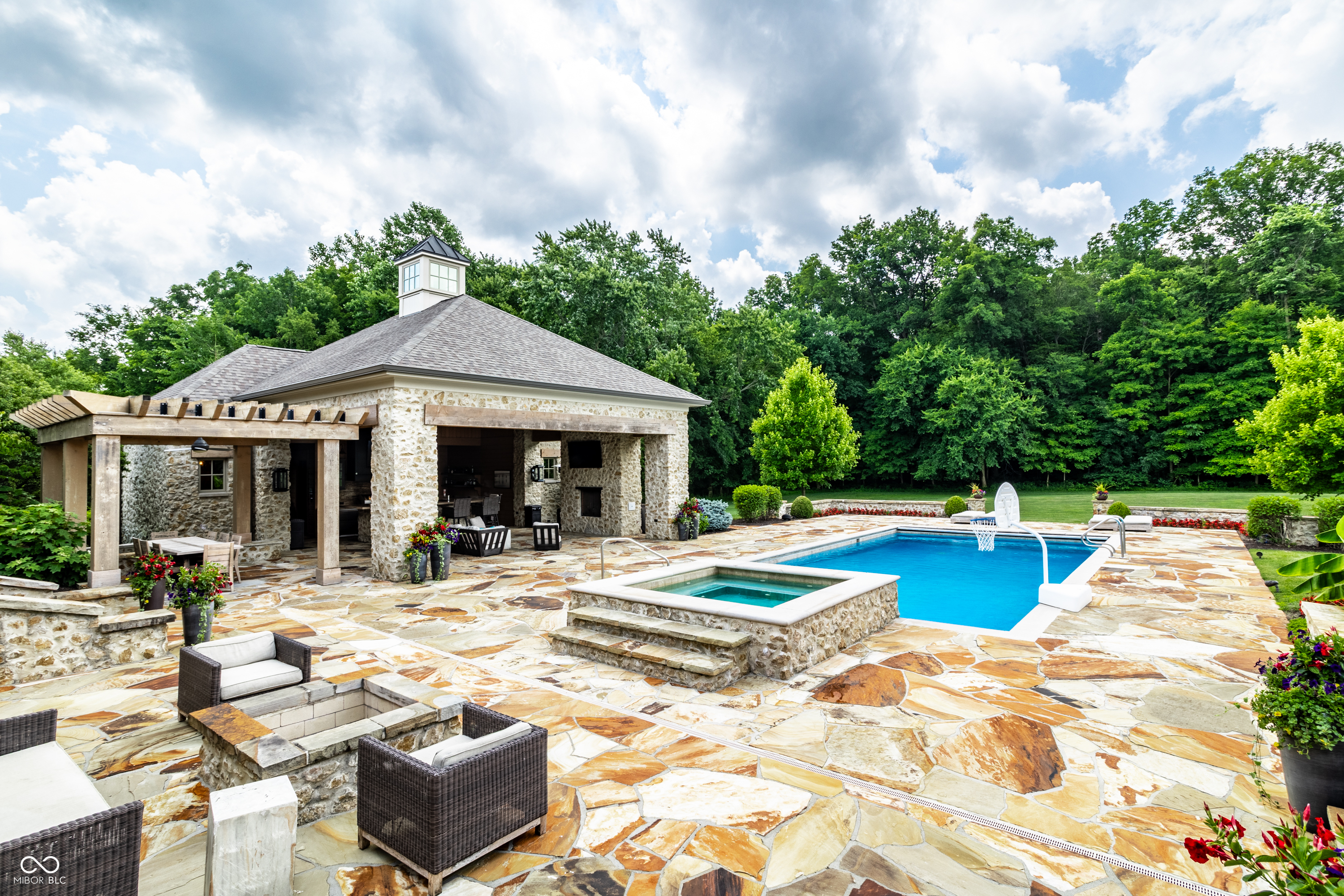 9681 Pleasant View Lane