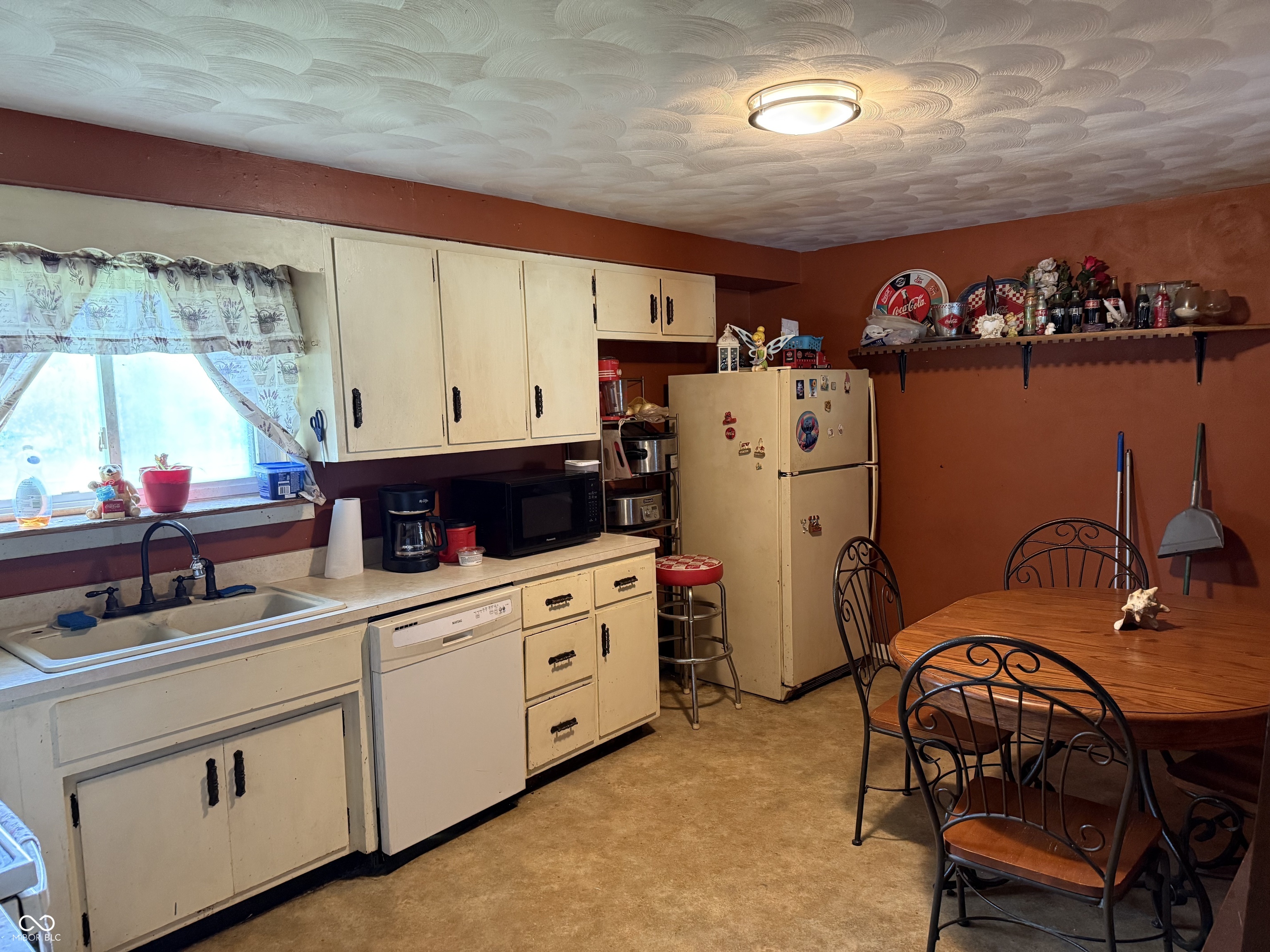 409 W 3rd Street