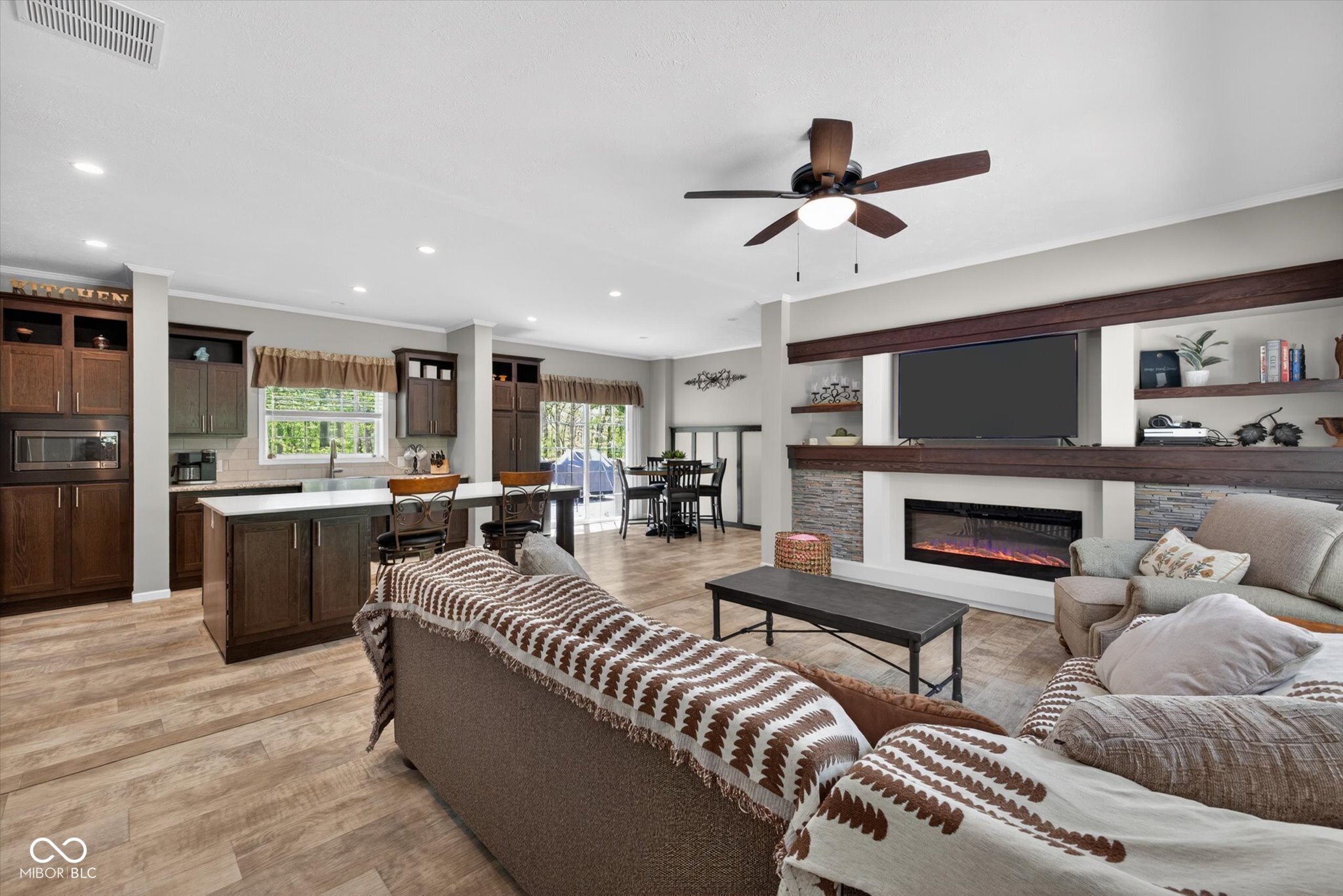 9451 S Chapel Hill Road