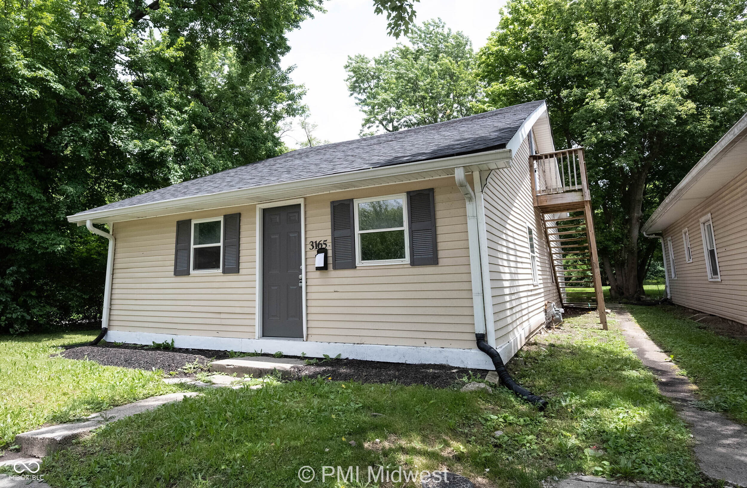 Photo 1 of 10 — 3165 Station Street B, Indianapolis, IN 46218