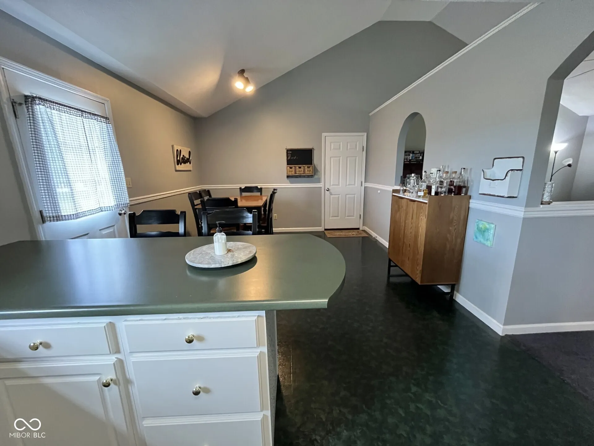 Freetown, Indiana 47235, United States, 3 Bedrooms Bedrooms, ,2 BathroomsBathrooms,Residential,Pending,180339