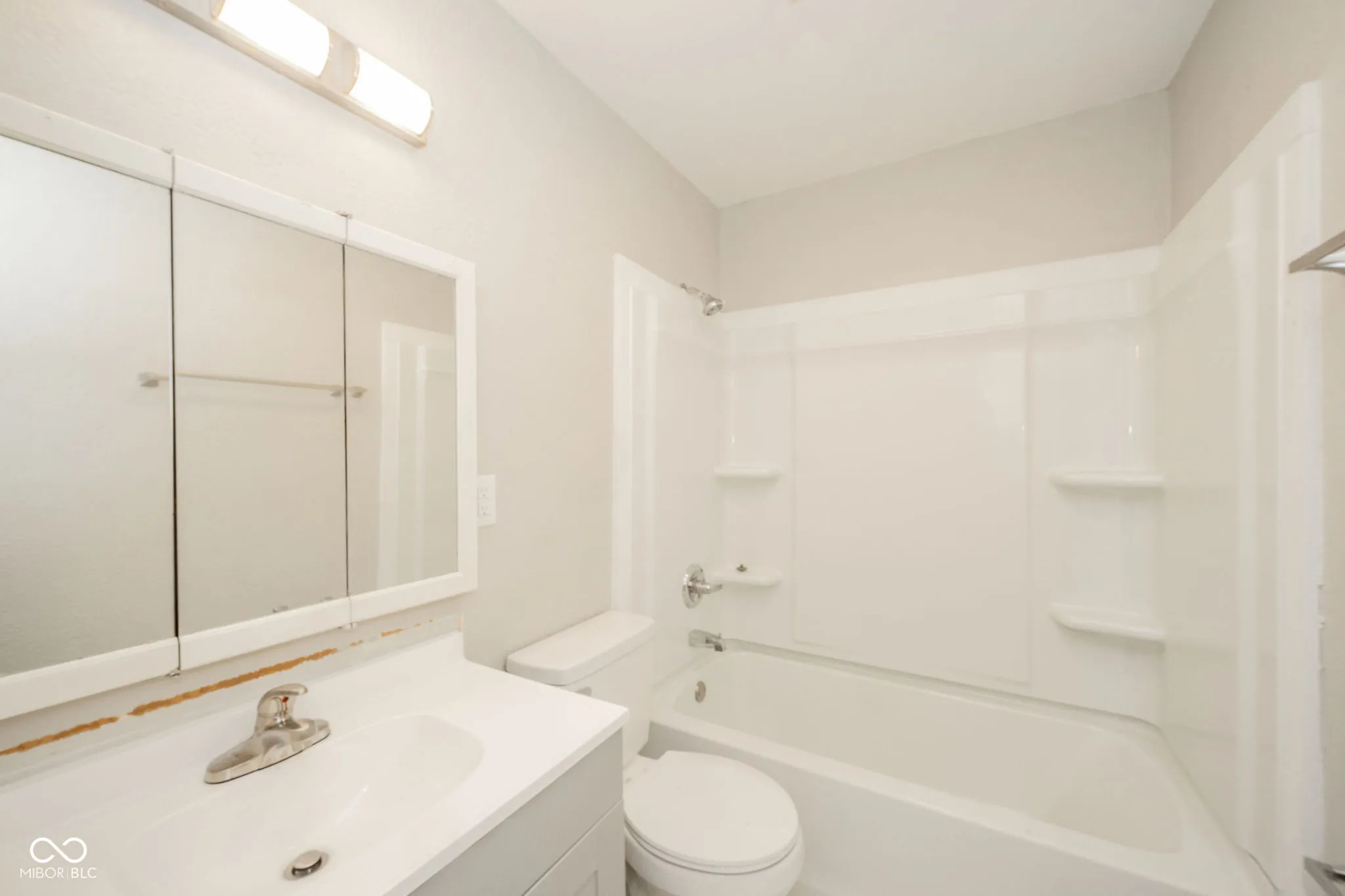 Anderson, Indiana 46012, United States, 2 Bedrooms Bedrooms, ,1 BathroomBathrooms,Residential,Active,136032