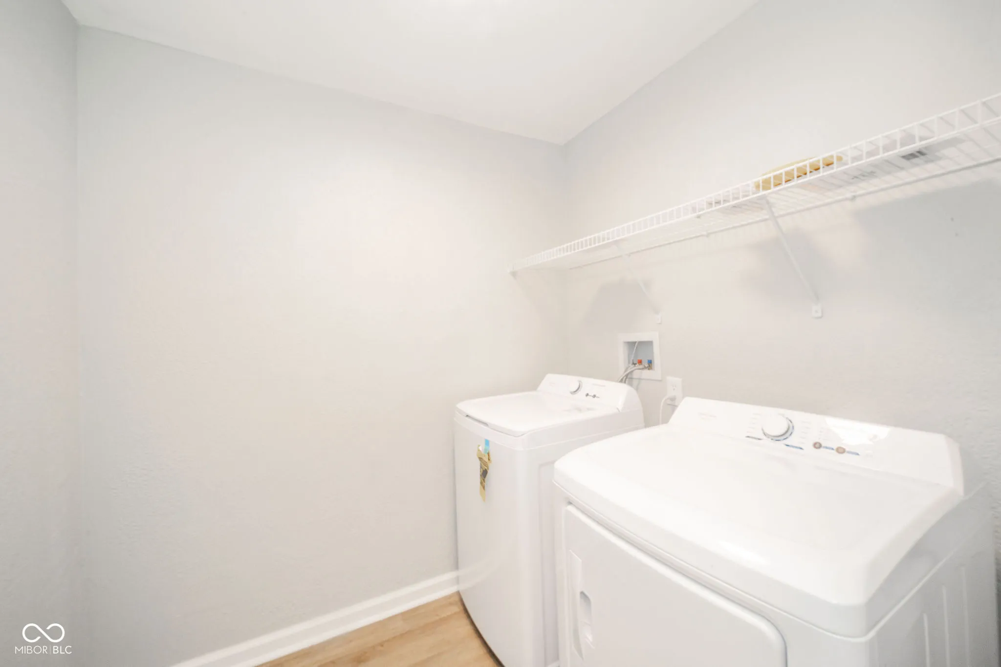 Anderson, Indiana 46012, United States, 2 Bedrooms Bedrooms, ,1 BathroomBathrooms,Residential,Active,136032