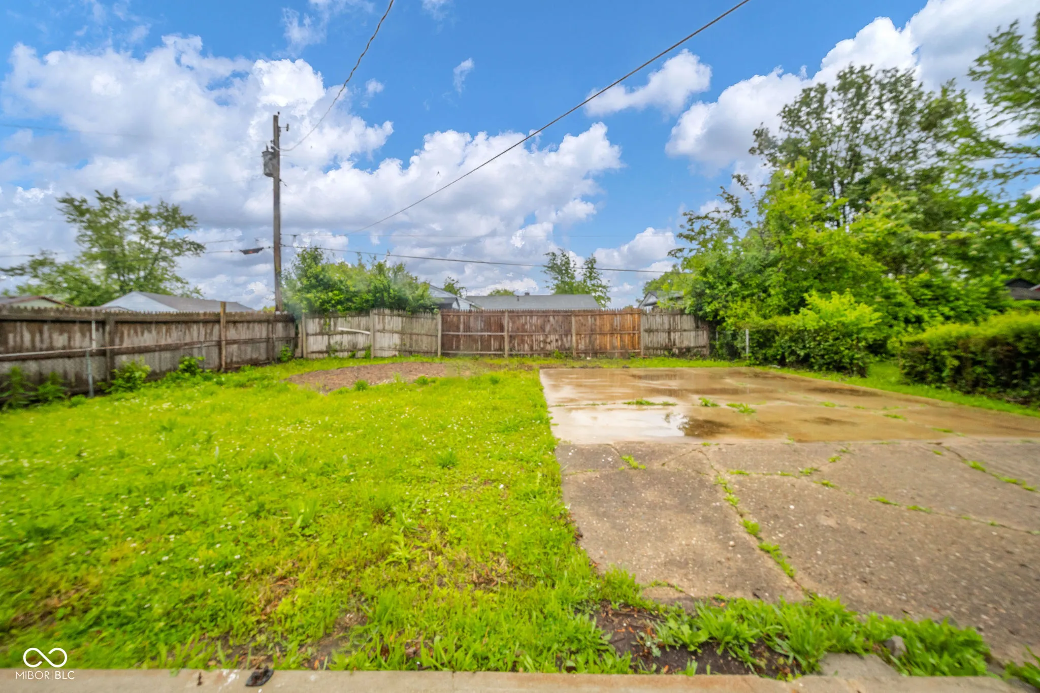 Anderson, Indiana 46012, United States, 2 Bedrooms Bedrooms, ,1 BathroomBathrooms,Residential,Active,136032