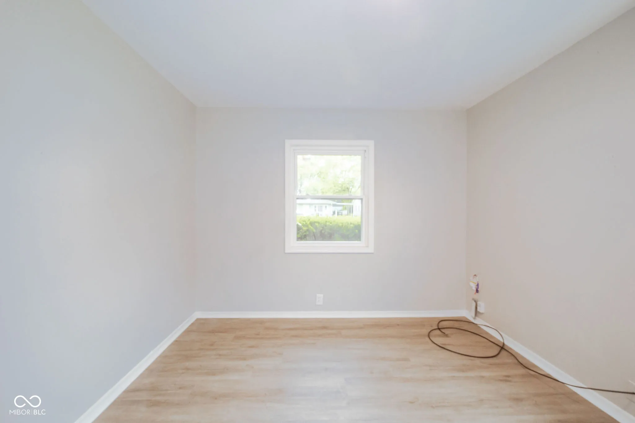 Anderson, Indiana 46012, United States, 2 Bedrooms Bedrooms, ,1 BathroomBathrooms,Residential,Active,136032