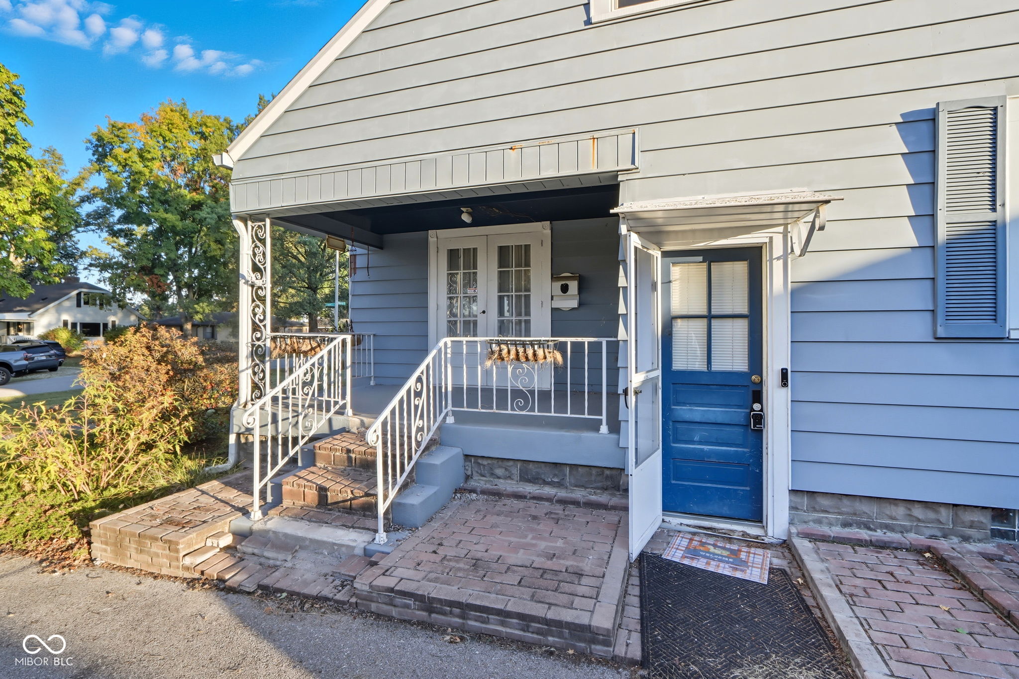 85 Woodside Avenue