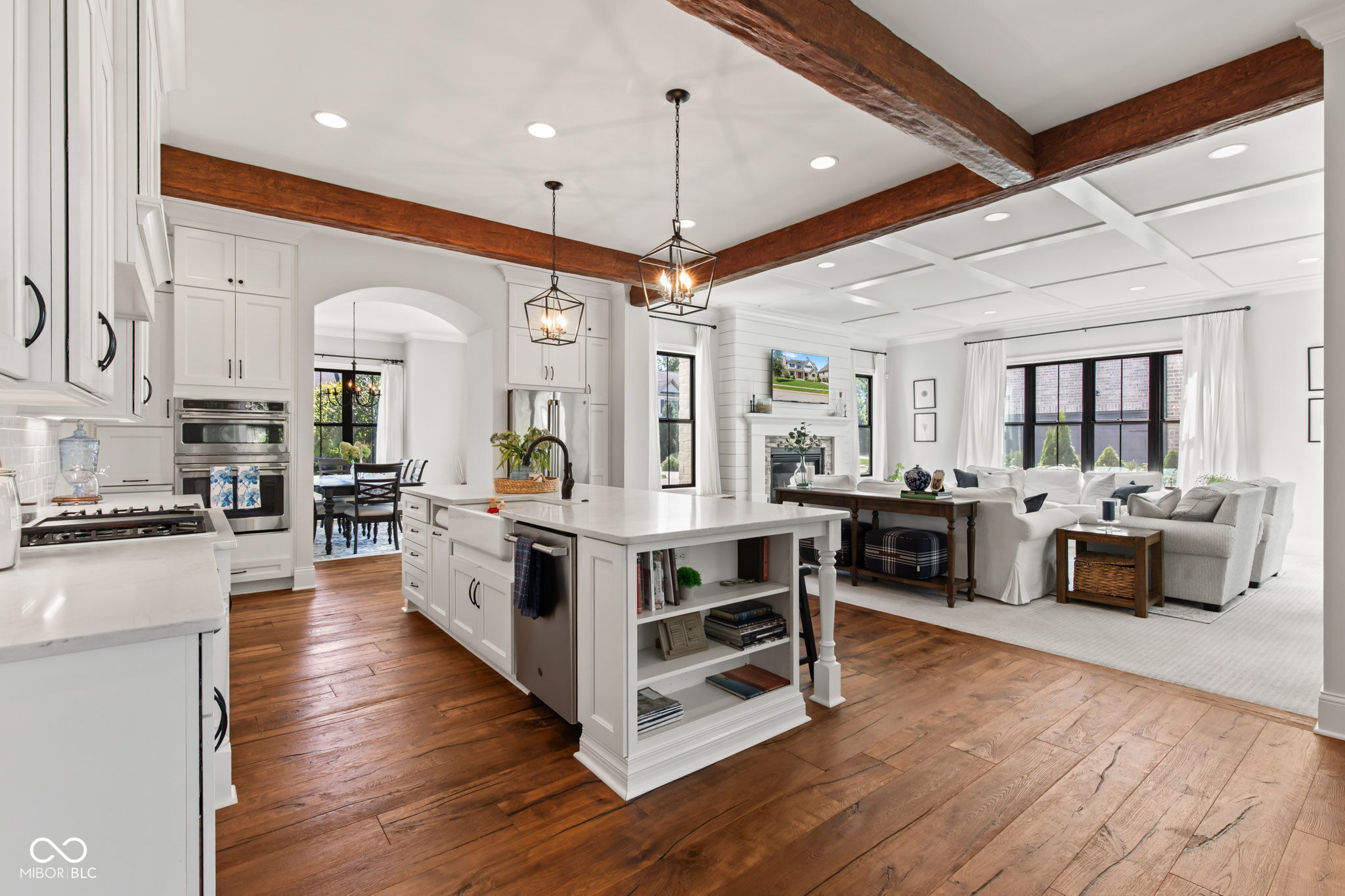 11218 Golden Bear Way